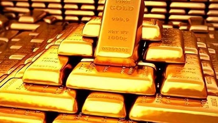 Gold Encounters Resistance, Drops 3%