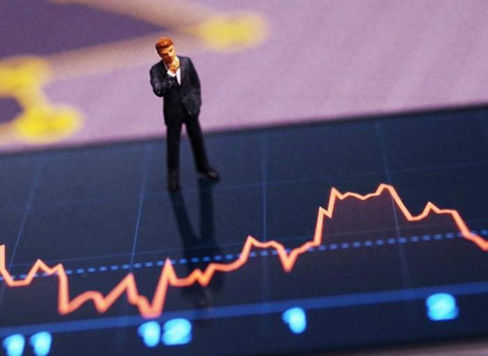 Silicon Prices Plummet, Solar Giants Hit Speed Bump